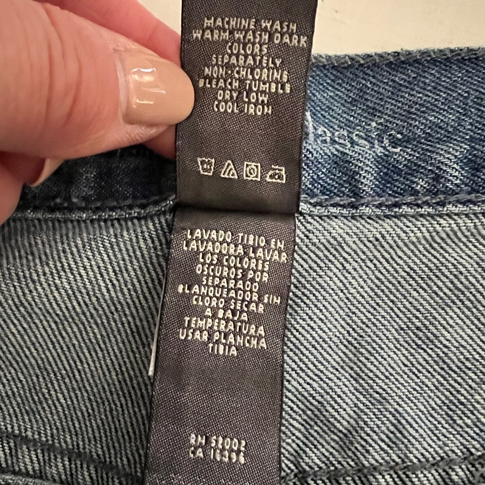 ⭐️Host Pick⭐️ Liz Claiborne Classic Blue Jeans size 14R - Picture 5 of 5